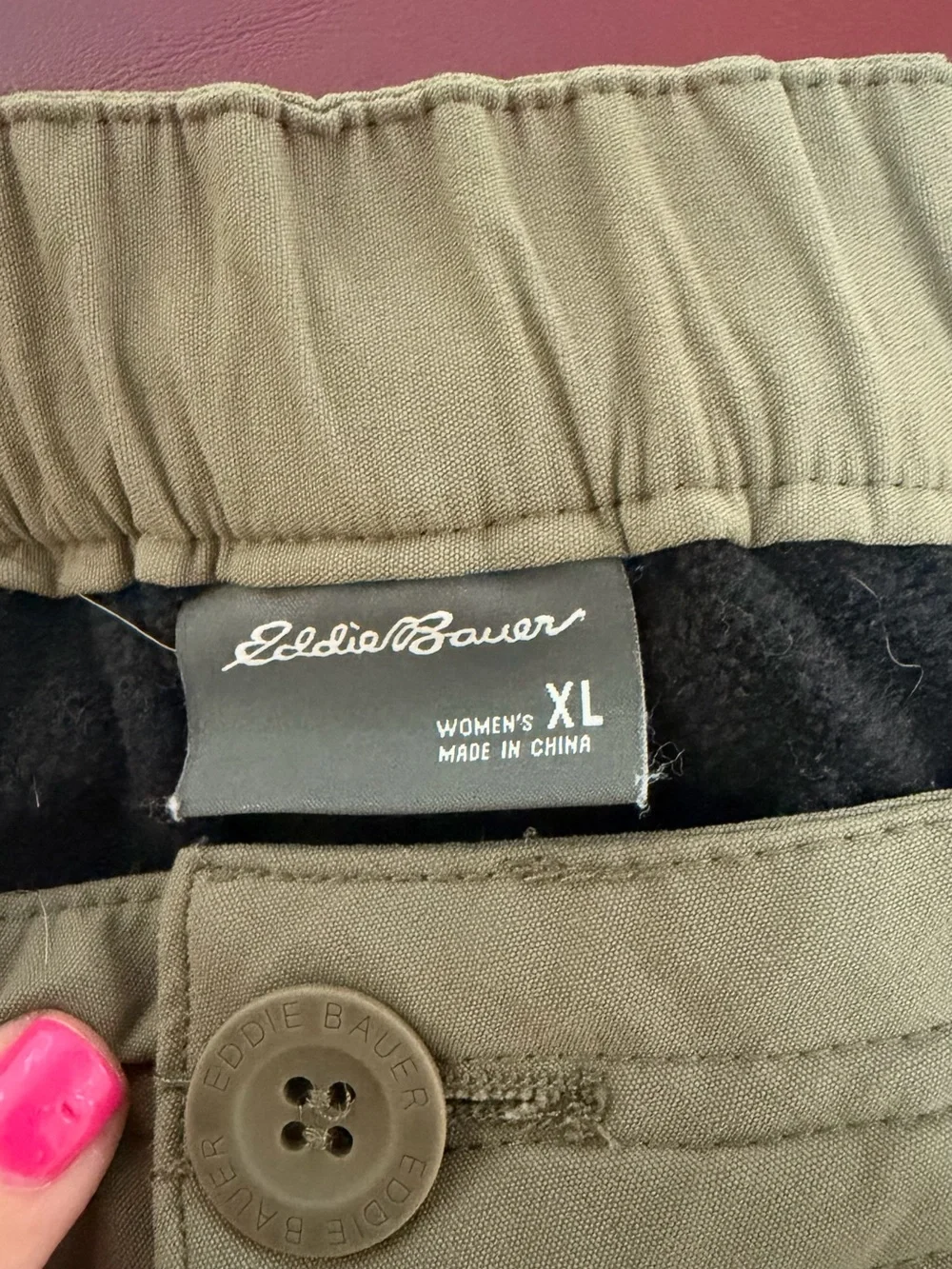 Eddie Bauer Women's Cargo Pants in Khaki Beige